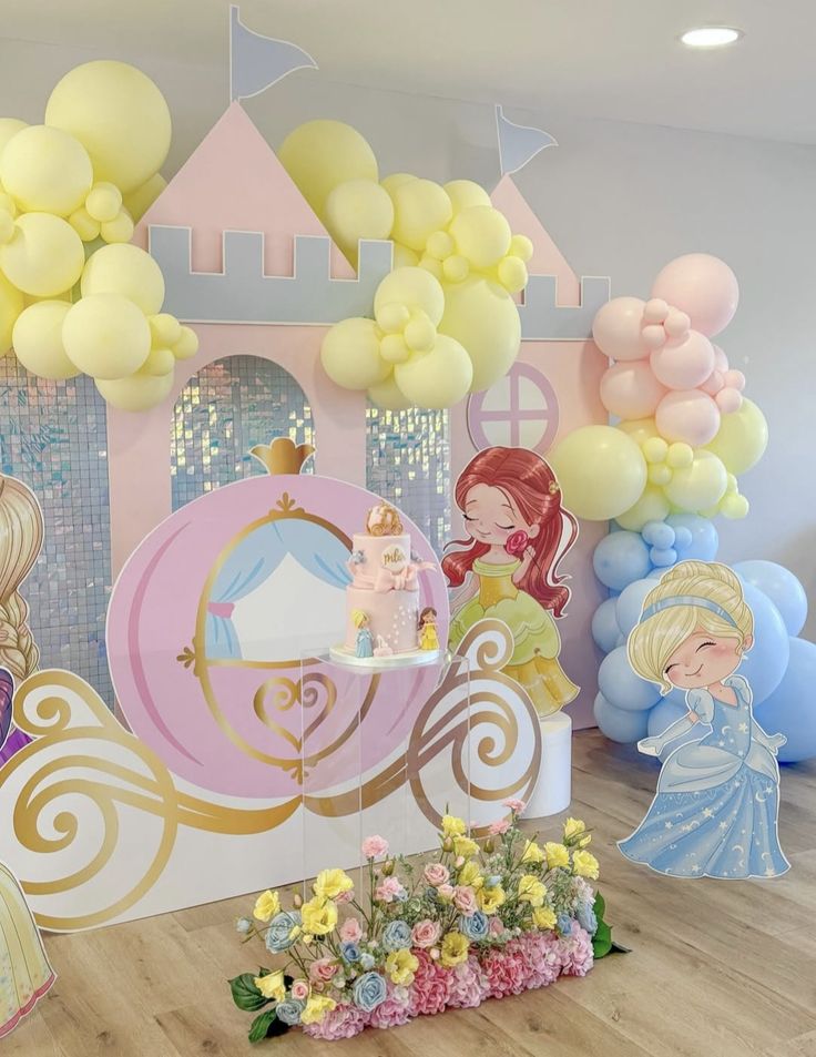 Ideas para Fiestas de las Princesas : Decoración, Mesas y Detalles Únicos