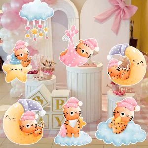 Kit de Siluetas Temáticas Baby Shower Tigre ¿Estás planeando una decoración espectacular? Nuestras siluetas personalizadas son el elemento clave que necesitas. Elaboradas con materiales de alta calidad, combinamos la viveza de los colores del Vinil Premium con la rigidez y ligereza del Foamboard, logrando un acabado profesional, limpio y resistente.