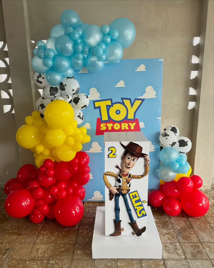 Ideas para Fiestas de Toy Story : Decoración, Mesas y Detalles Únicos