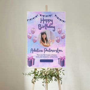 Dale un toque único, divertido y profesional a tu celebración con nuestro Cuadro de Feliz Cumpleaños Personalizado. Diseñado especialmente para ser el centro de atención en el espacio de fotos (photocall), este marco fotográfico hará que tus invitados se lleven un recuerdo espectacular con colores vibrantes y acabados de primera.