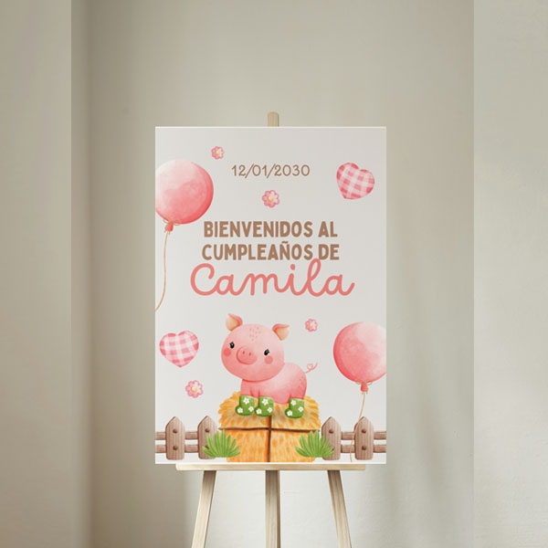 Dale un toque mágico a tu celebración con este cuadro de bienvenida Cerdita en foamboard con vinil, perfecto para decorar la entrada de tu fiesta. Un accesorio llamativo y delicado que sorprenderá a tus invitados desde el primer momento.
