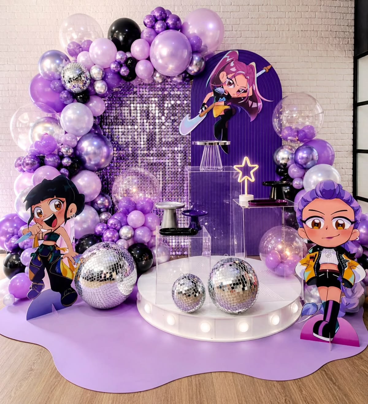 Ideas para Fiestas de Las guerreras K-pop: Decoración, Mesas y Detalles Únicos