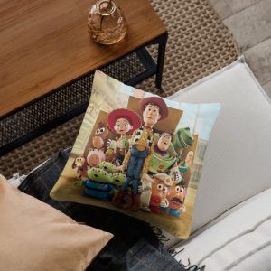 ¿Buscas un souvenir que sea tierno, duradero y realmente útil? Nuestras almohadas cuadradas sublimadas son la opción perfecta para sorprender a tus invitados y dejar un hermoso recuerdo de ese día tan especial.