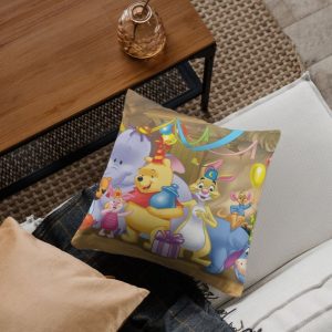 Lleva la magia de tu fiesta a otro nivel con nuestras almohadas cuadradas sublimadas. ¡Un detalle único, útil y hermoso que a todos los invitados les encantará!